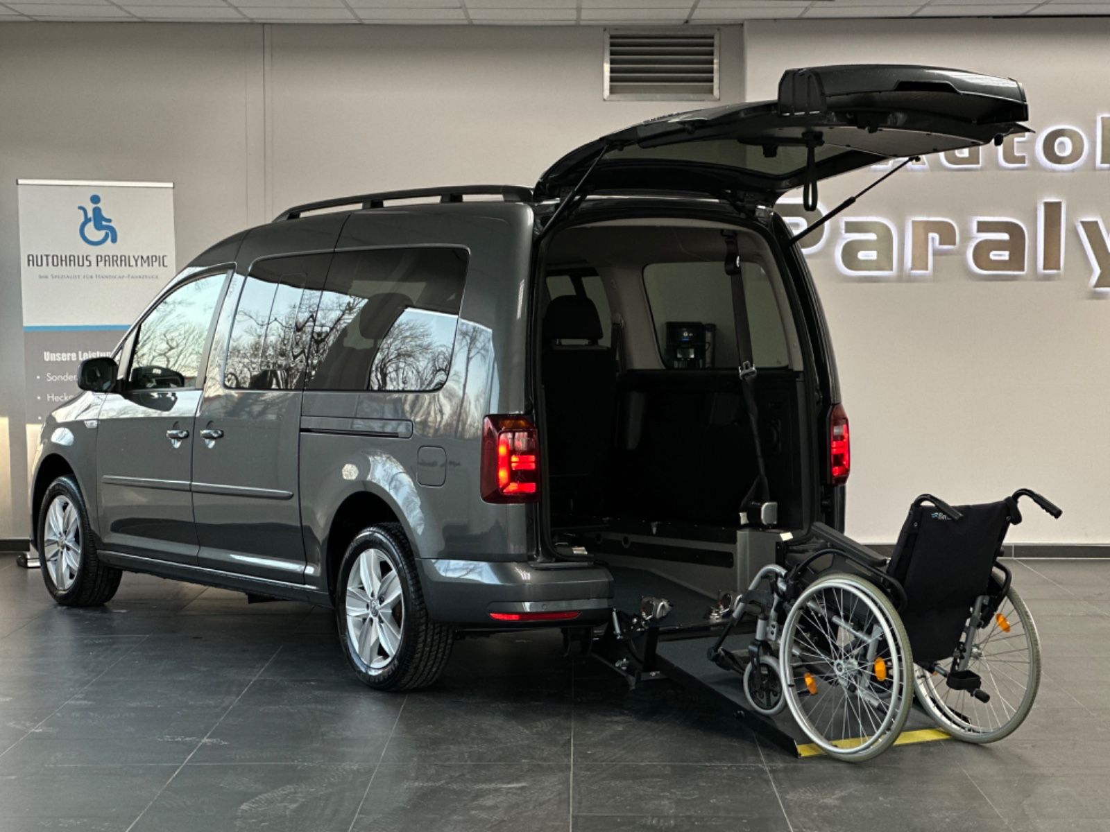 Caddy Maxi 2.0 TDI DSG Behindertengerecht-Rampe