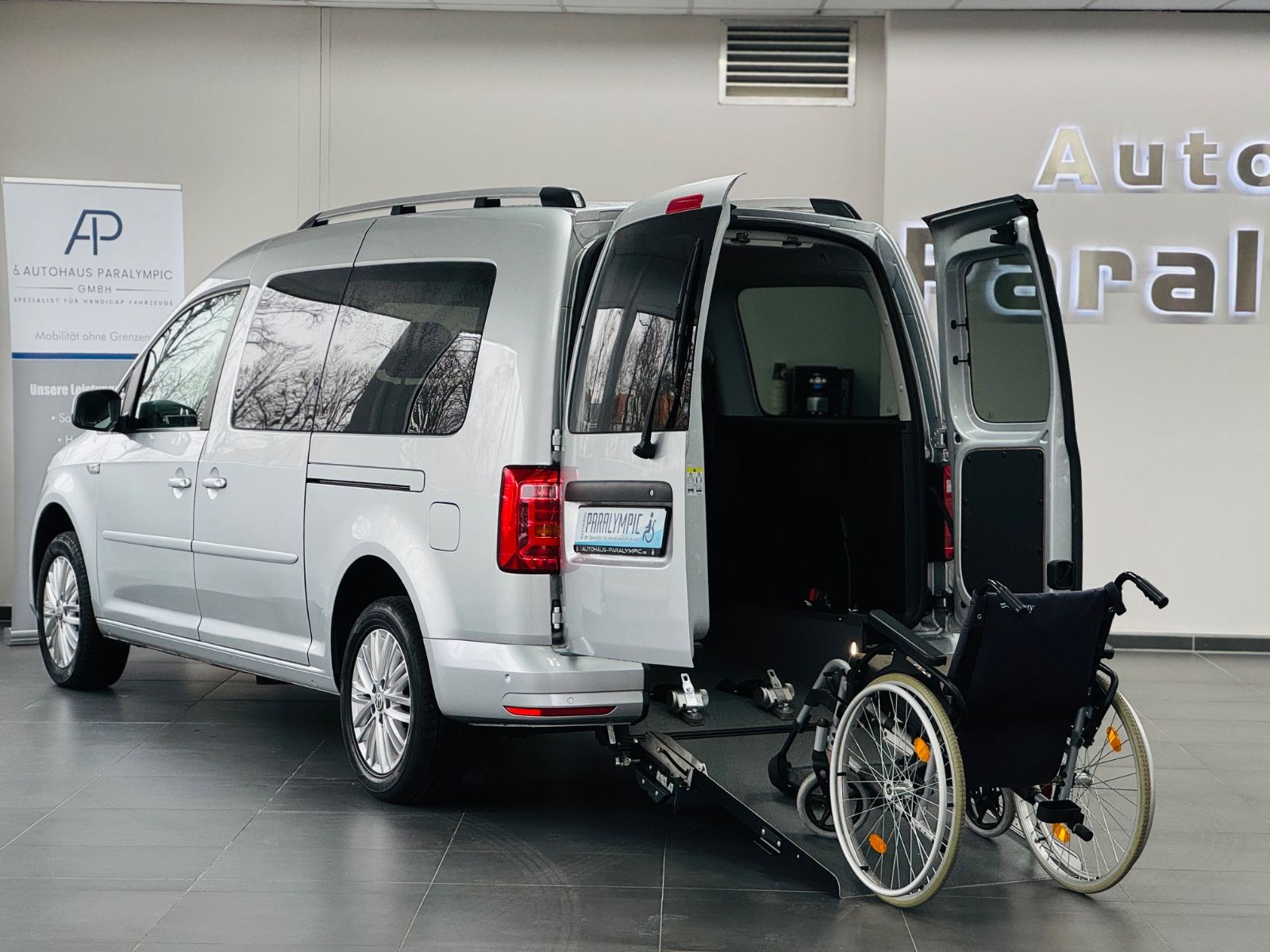 Caddy Maxi Comfort DSG Behindertengerecht-Rampe