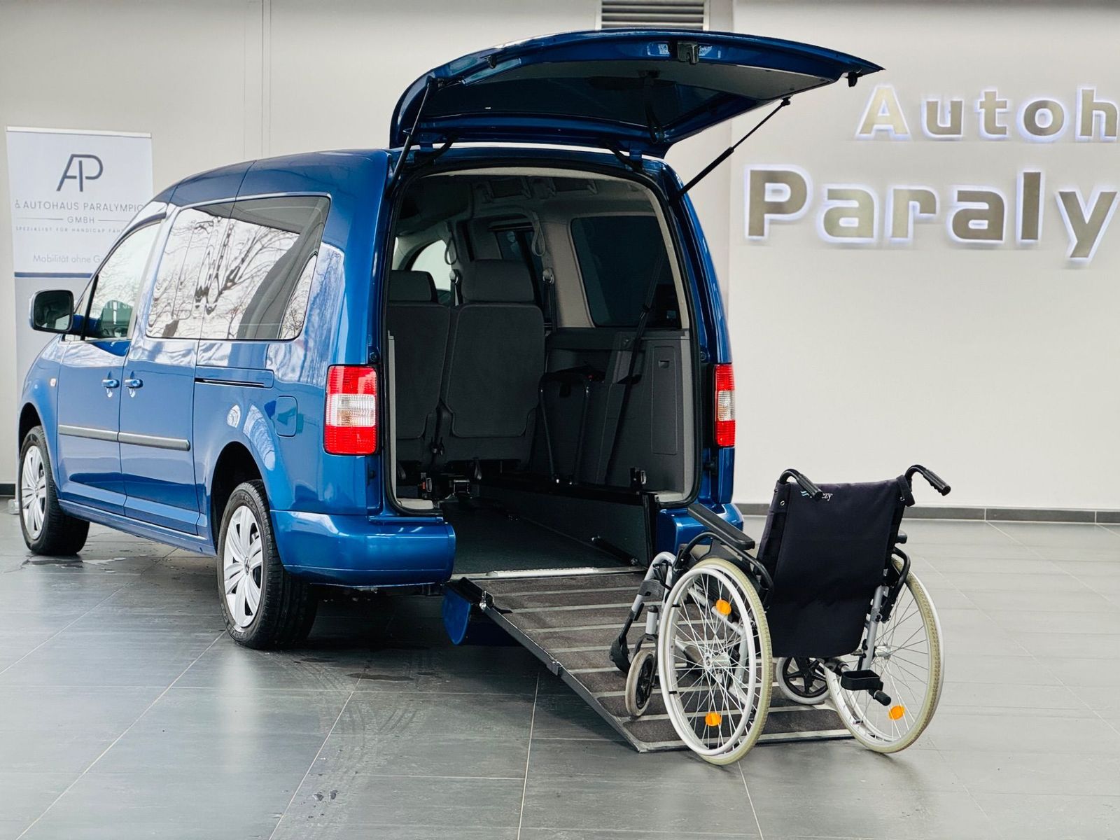 Caddy Maxi Life 1.9 TDI Behindertengerecht-Rampe